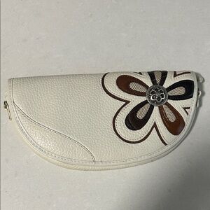Vintage white Brighton pebble leather floral shoulder bag clutch